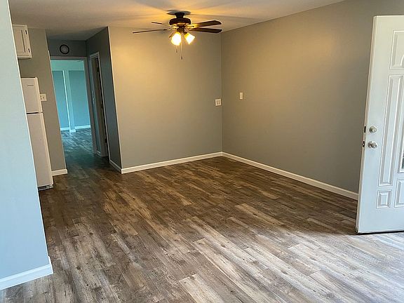 Apartment livingroom 