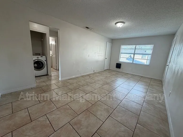 7106 S Kissimmee St #D — Photo 8