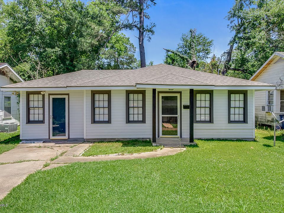 1st image of 2035 Anna Lee St