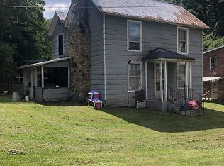116 Butts Hollow Rd, Bluefield, VA 24635