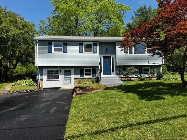 26 Nejako Drive, Middletown, CT 06457