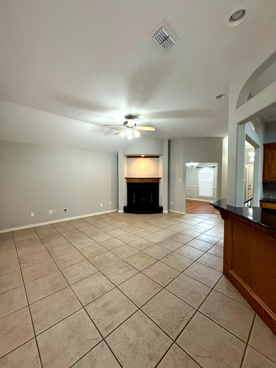 Building Photo - 13606 Whitecap Blvd