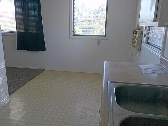 4th image of 2217 W Avenue 31