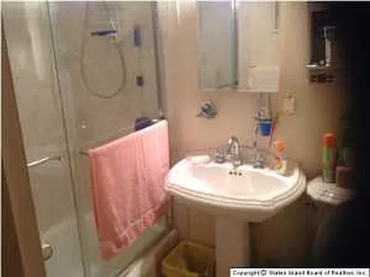 Sold by Plaza Island Properties, LLC | media 2