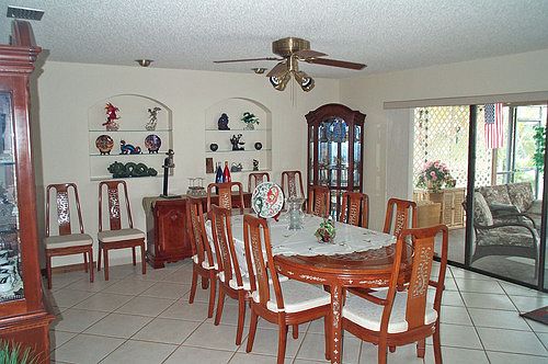 5th image of 230 Madrid Ct