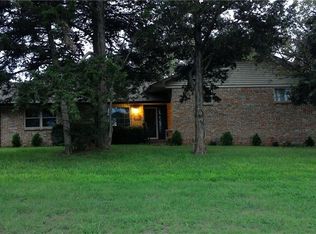 24226 E 1030th Rd, Weatherford, OK 73096