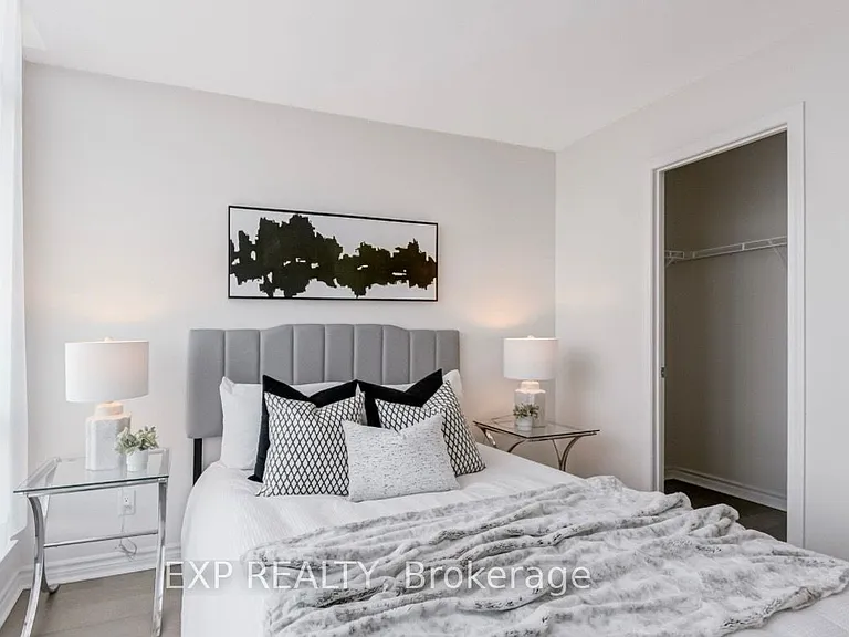 2522 Keele St #704 — Photo 19