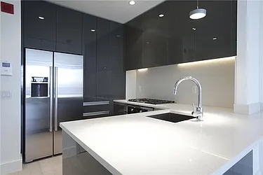 Rented by Space Marketing Shop