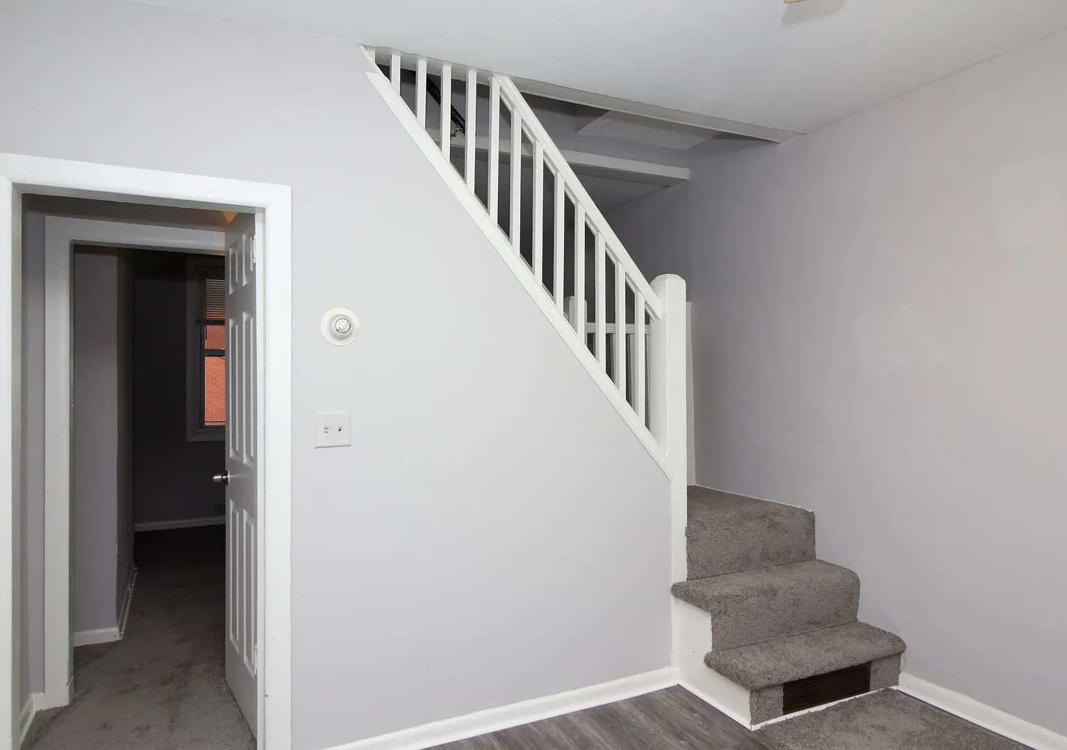 Charming 2BD/1BA Townhome in Hampden, MD! — Photo 3
