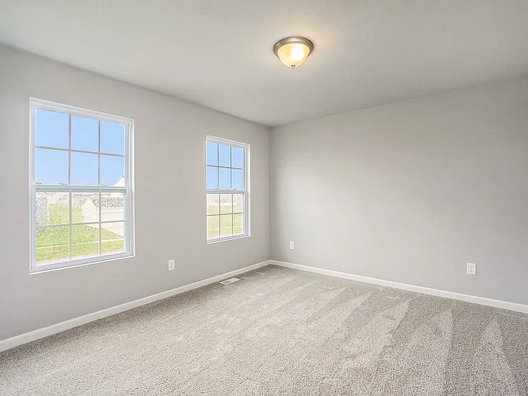 613 Courtyard Pl — Photo 10