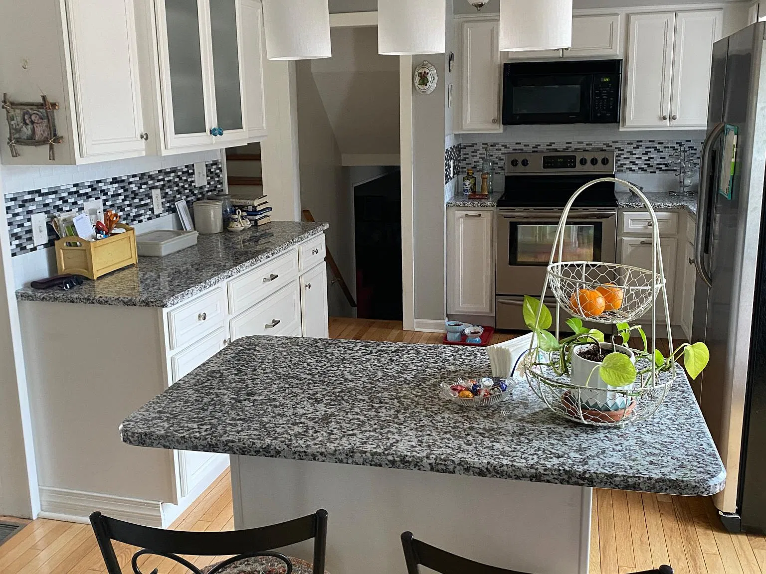 4 bed, 2.5 bath, 1536 sqft, $3,500 — Photo 4