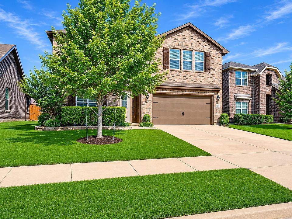 1st image of 11856 Castleford Way
