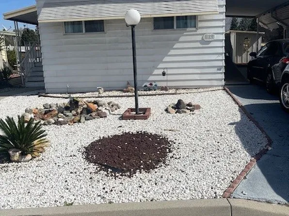 1560 Massachusetts Ave #123, Riverside, CA 92507