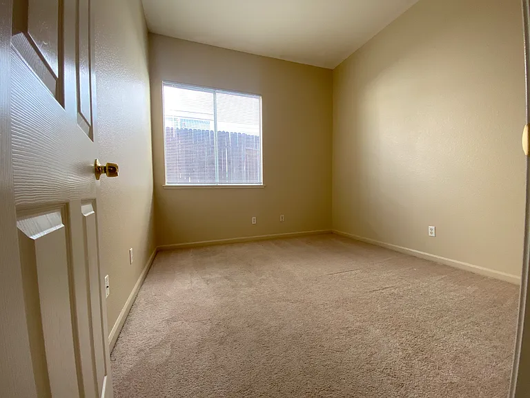 111 Lembi Dr — Photo 23