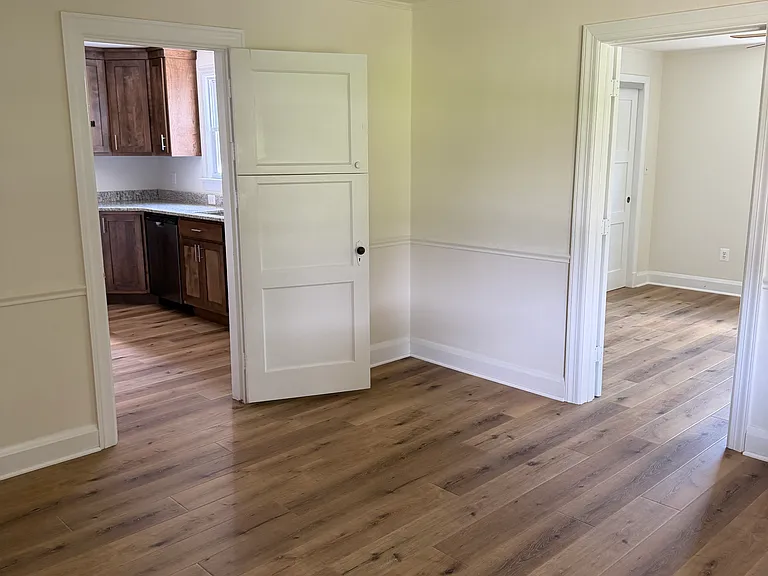 6321 Oakland Mills Rd — Photo 4