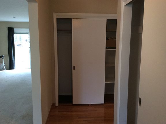 5th image of 20783 Wolzhaven Ave
