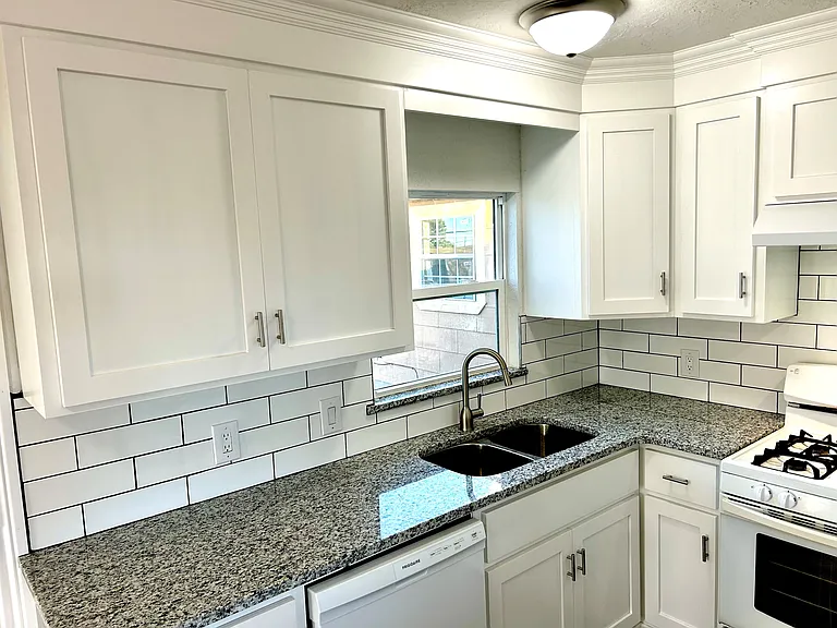 1018 Bowman Dr — Photo 10