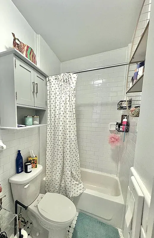 338 East 65th Street — Photo 4