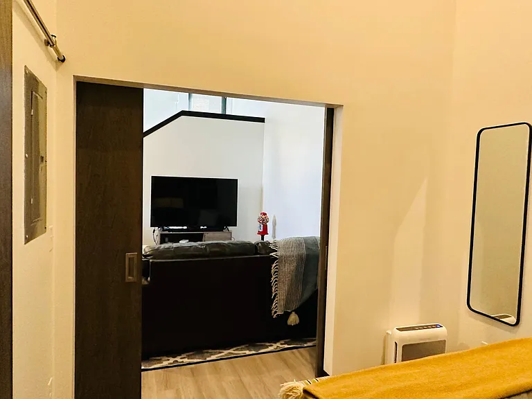 Np Ave N — Photo 15