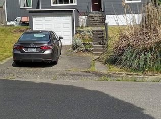 3240 Herren Ave, Bremerton, WA 98310