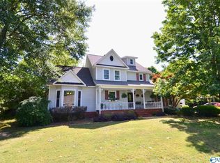 2469 Waid Cir N, Southside, AL 35907