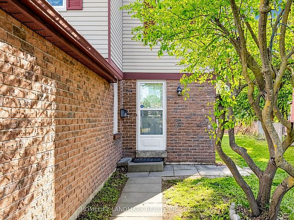 3rd image of 37 Treetops Ct