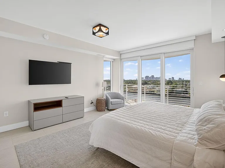 612 Bayshore Dr #702 — Photo 18