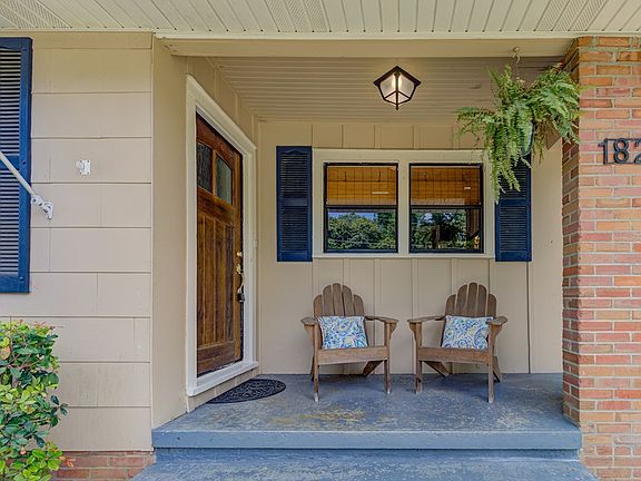 5th image of 1821 Macarthur Dr