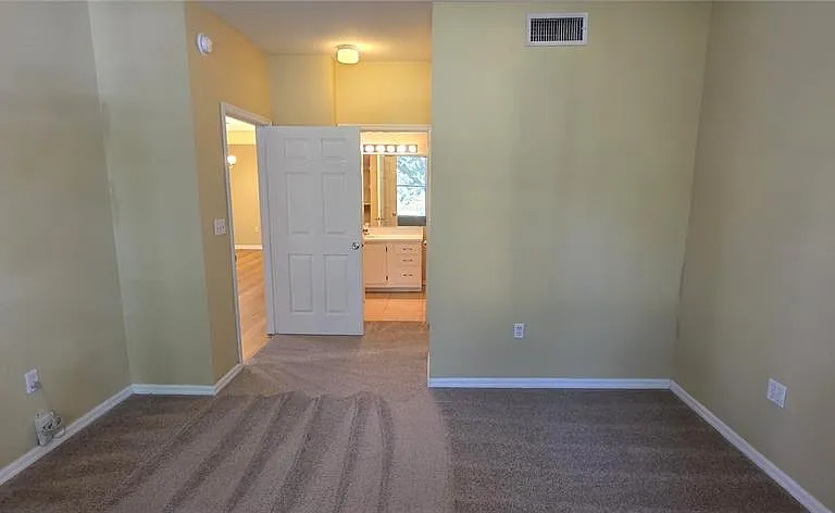 5618 Pinnacle Heights Cir #211 — Photo 22