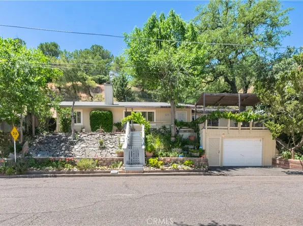 649 Olive St, Paso Robles, CA 93446