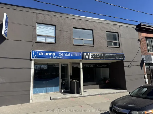 765 Pape Ave #206, Toronto, ON M4K 3T2