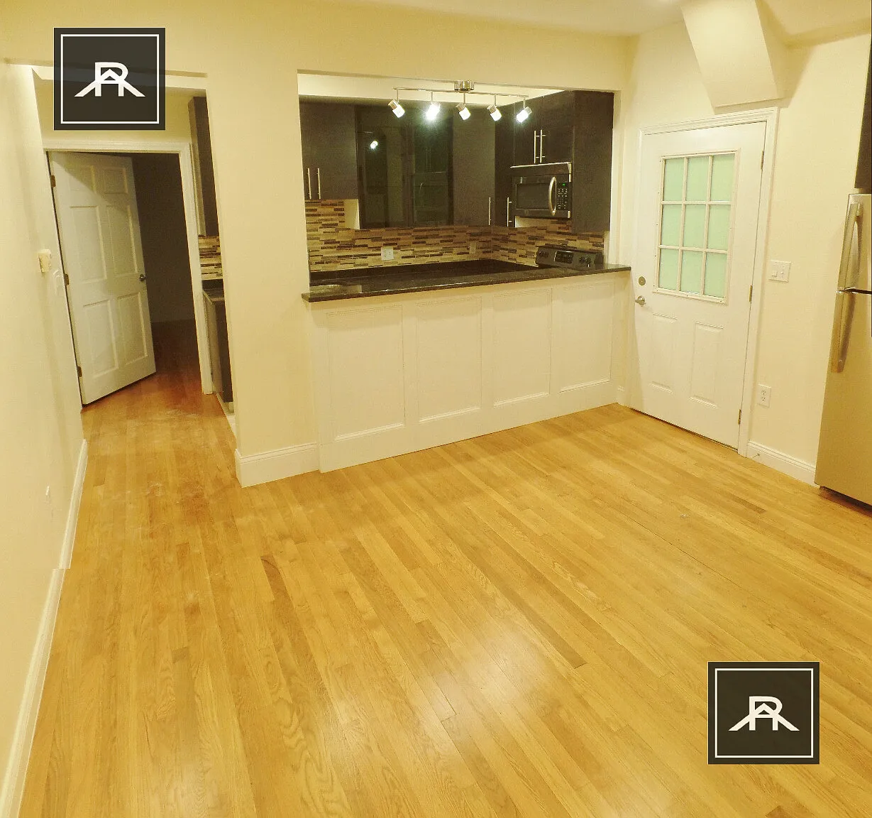 4 bed, 2.0 bath, $5,500 — Photo 2
