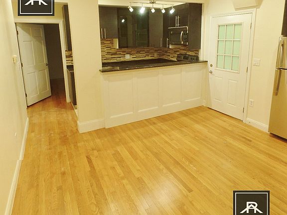 2nd image of 1801 Beacon St APT 4