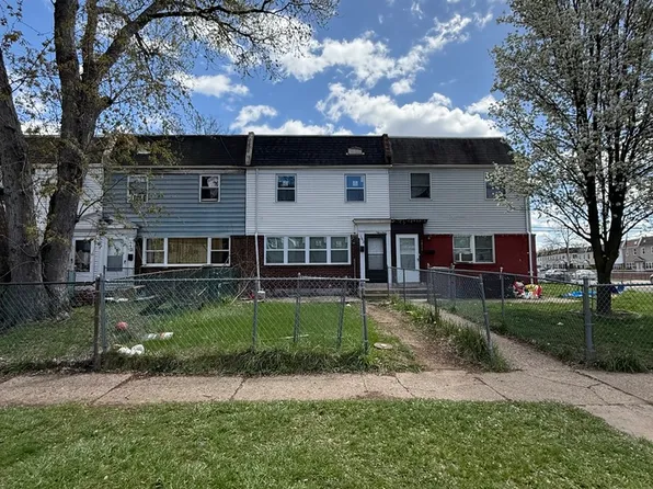 5802 Fleetwing Dr, Levittown, PA 19057