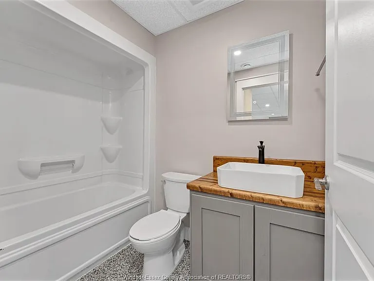 15 Renaud Dr #206 — Photo 19