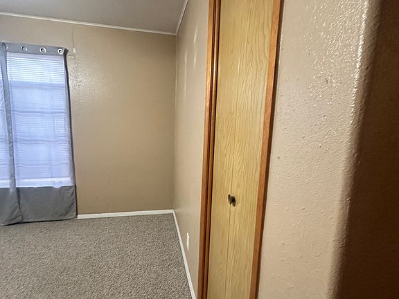 2nd image of 251 W Shepard St #2