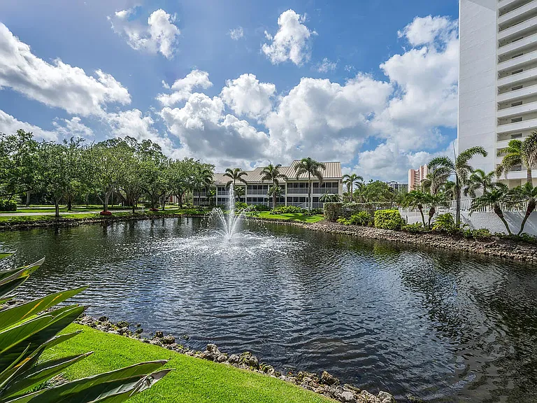 6371 Pelican Bay Blvd #N-7 — Photo 17
