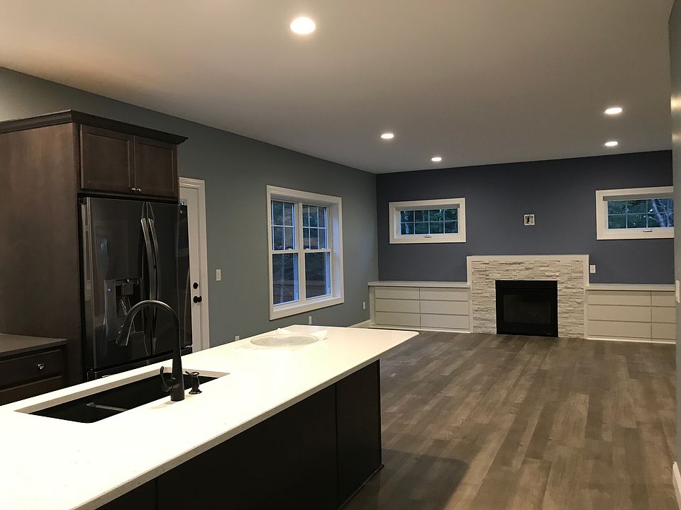 1st image of 14 Abbi Ln