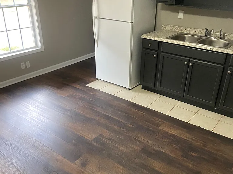 18 Drew Ln #18 — Photo 2
