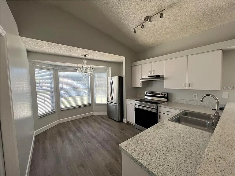 1081 Vista Palma Way — Photo 12