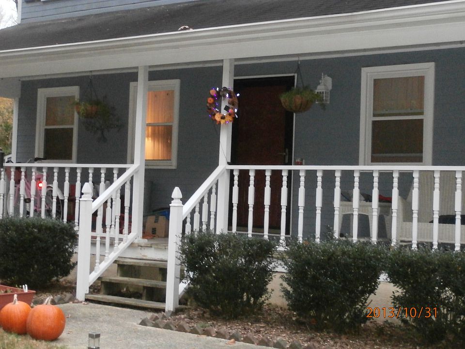 1st image of 2303 Cardinal Dr