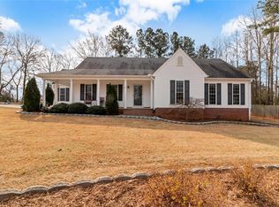 120 Joseph St, Central, SC 29630