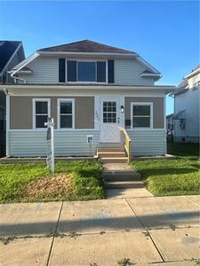 221 Line Ave, Ellwood City, PA, 16117