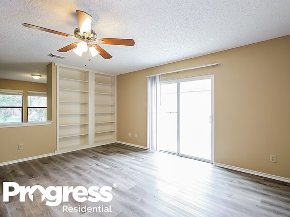 5th image of 9743 Frost Plain Dr