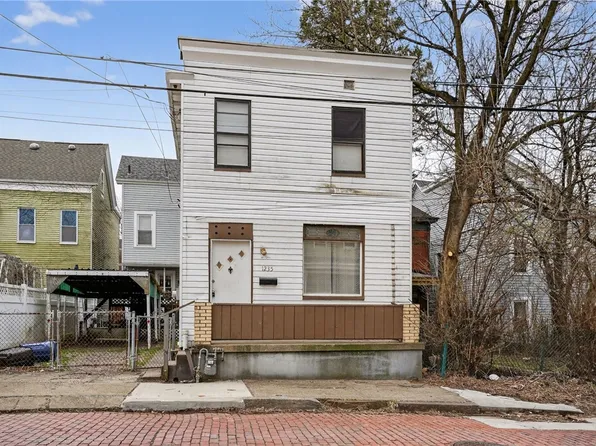 1235 Thelma St, Pittsburgh, PA 15212