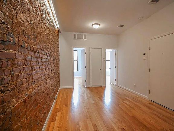 4th image of 643 Halsey St Floor 3