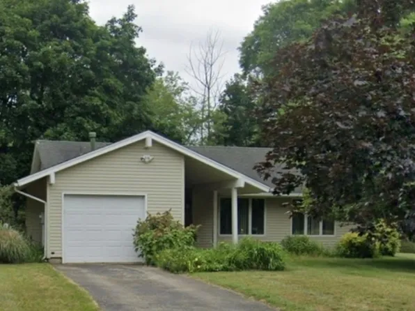 19 Valley Rd, Manalapan Twp., NJ 07726