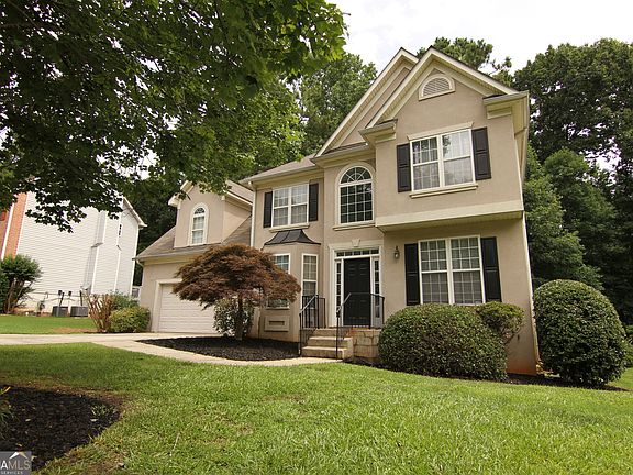3rd image of 134 Ardenlee Dr