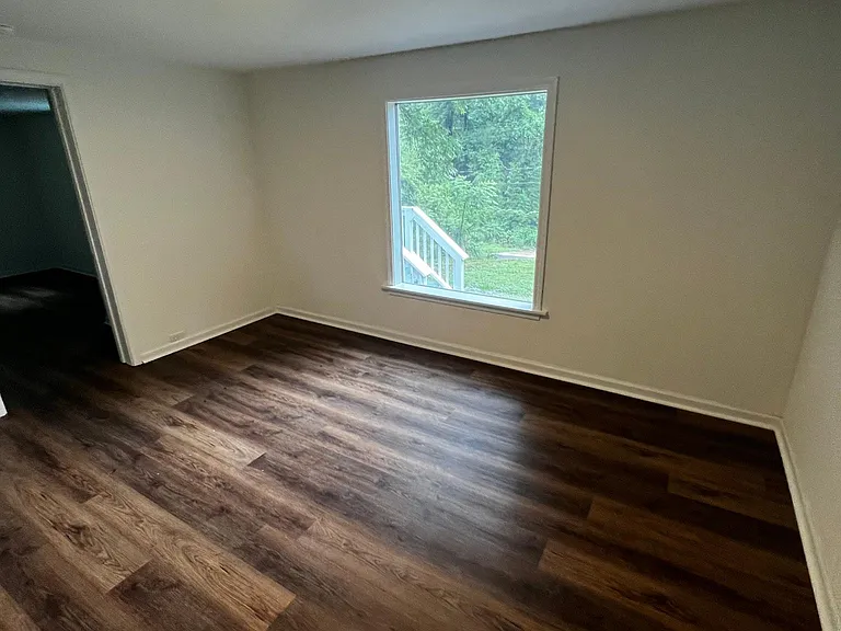 4145A Lexwin Ave — Photo 3