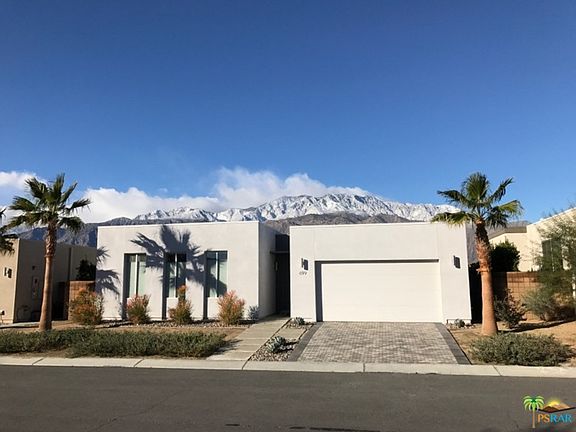 3rd image of 699 Equinox Way
